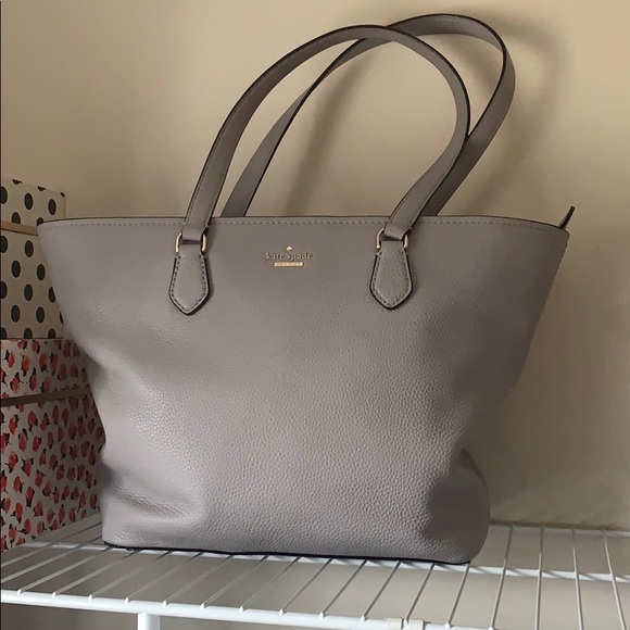 kate spade Handbags - Kate Spade ♠️ tote bag
